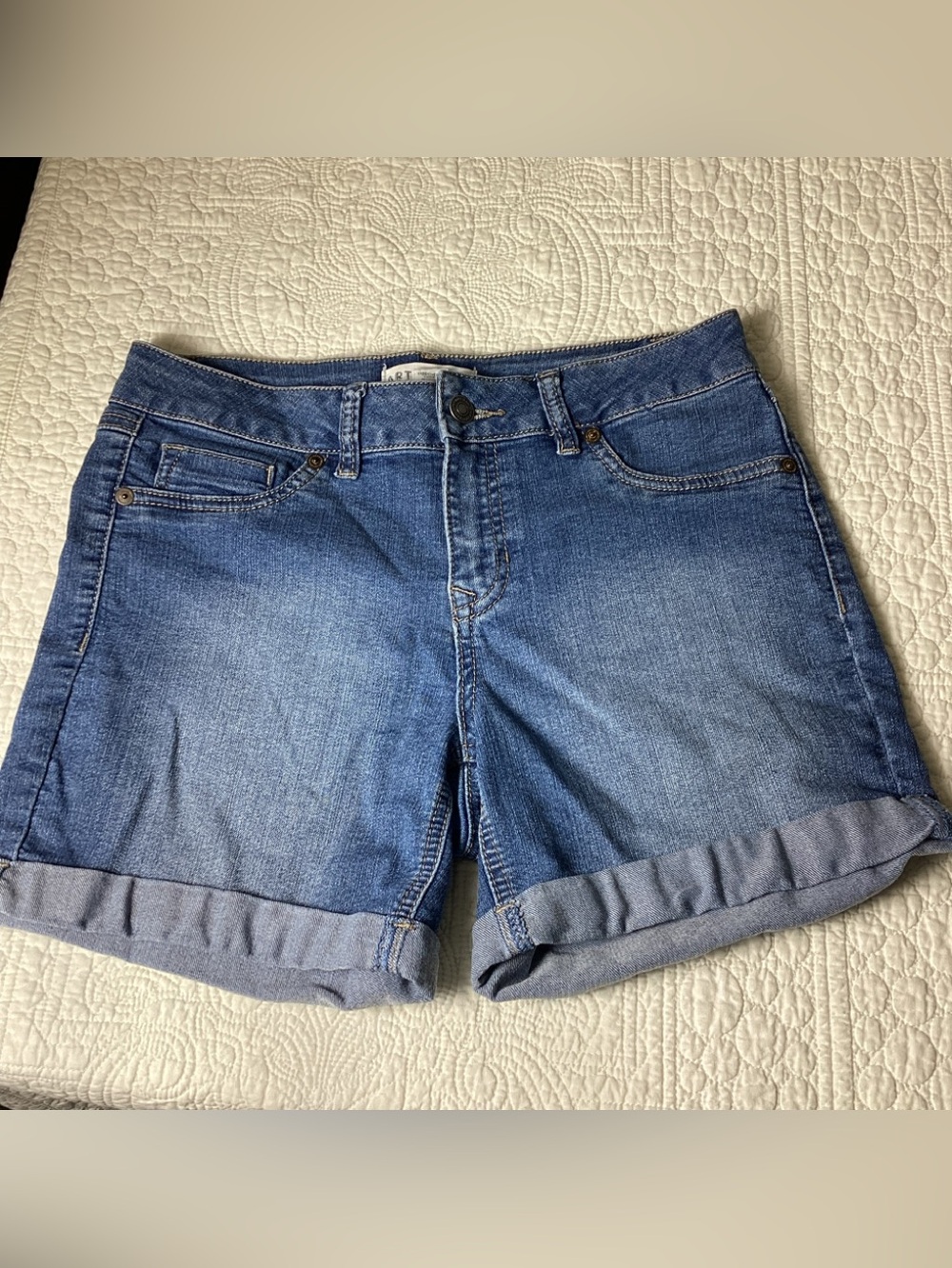 Artisan NY Denim Jean Shorts Roll Cuff Stretchy Women’s Size 4